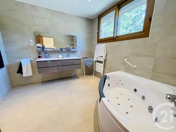 Maison à vendre  6 pièces - 160 m2 VILLENEUVE LES AVIGNON - 30