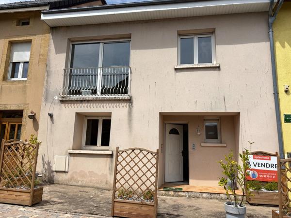Maison de type appartement avec balcon