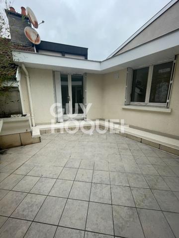 LOCATION : MAISON AVEC GRAND GARAGE ET TERRASSE 2 CHAMBRES (72 m²) à EPERNAY