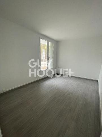 LOCATION : MAISON AVEC GRAND GARAGE ET TERRASSE 2 CHAMBRES (72 m²) à EPERNAY