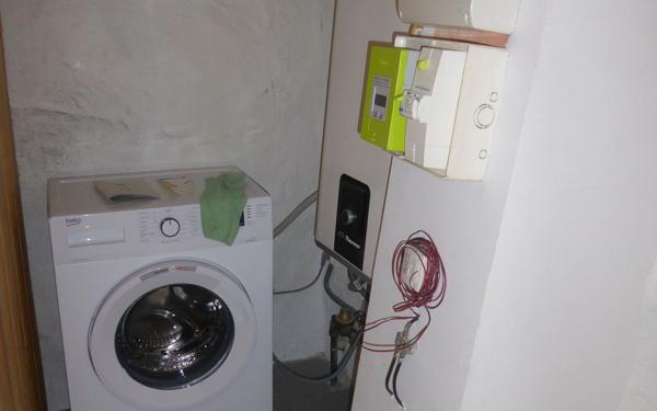 Maison à vendre    2 pièces •  Peipin