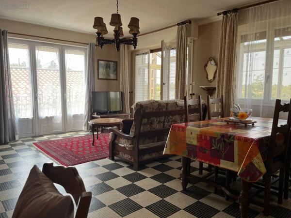 Achat - Maison | Maison individuelle Marans 17230 7 pièces 181 m 2 12967 m 2