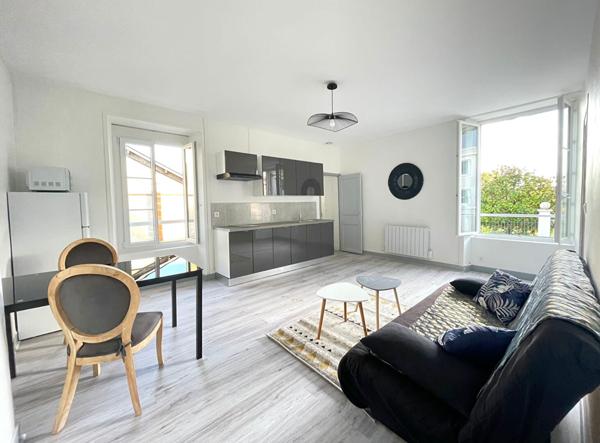 CAEN CENTRE - 2PP MEUBLE en TRES BON ETAT AVEC BALCON