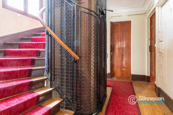 Etage élevé, vue dégagée