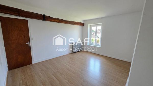 Belle maison de famille lumineuse