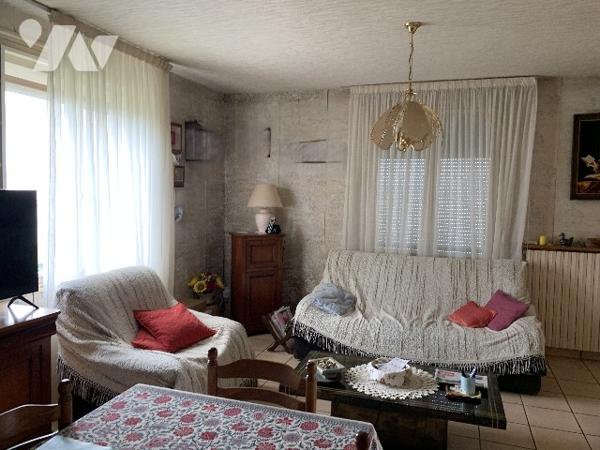 Une maison à usage d'habitation.