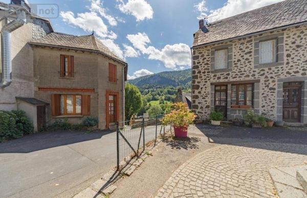 Appartement à vendre à Le Falgoux dans le Cantal (15380), ref : 15060/1030