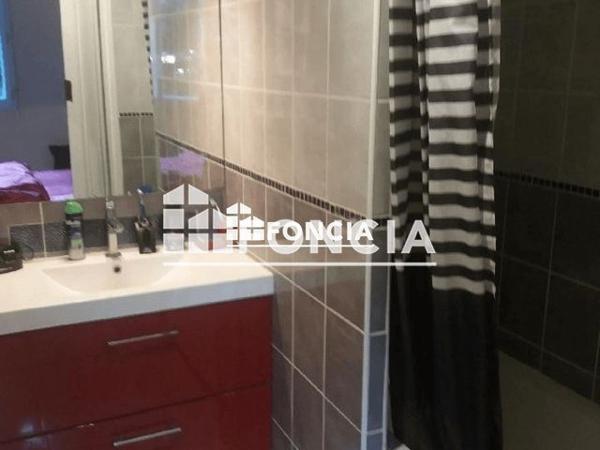 Location Appartement 2 pièces 41.2 m² - RES. LE DUGUESCLIN - 2 RUE DES ASTRES BEIGES Cergy Le Haut 95000