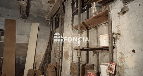 À vendre Local commercial 54.27 m² - Nîmes 30000
