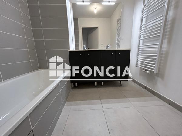 Location Appartement 3 pièces 60.2 m² - RESIDENCE VILLA ROXANE - 47 RUE EDMOND ROSTAND Toulouse 31200