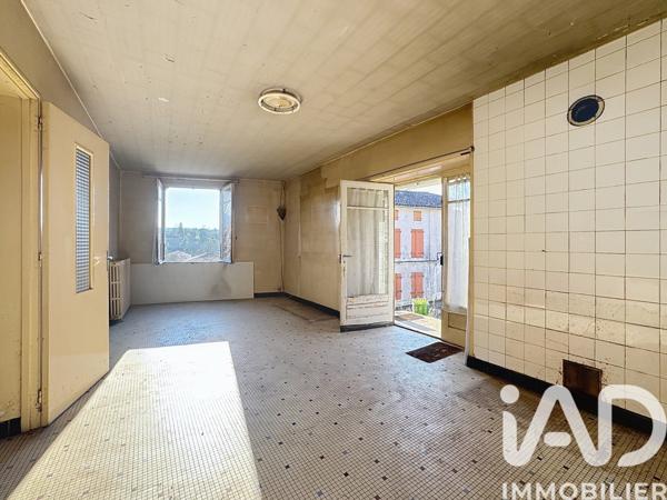 Maison à vendre 6 pièces 140 m² Vœuil-et-Giget