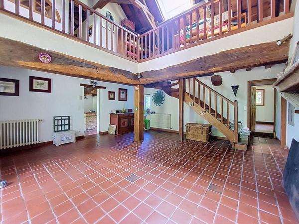Longère de caractère 142 m2 habitables en campagne