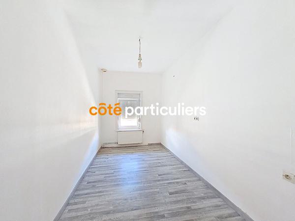 Vente Maison178 m² - 9 Pièces - ARMENTIERES (59280)