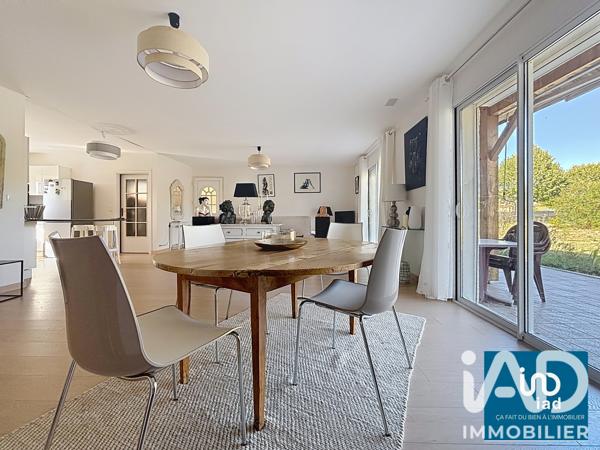 Maison à vendre 9 pièces 150 m² Vic-Fezensac