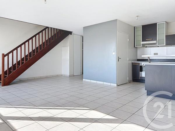 Appartement Duplex à vendre  5 pièces - 79,83 m2 REDON - 35