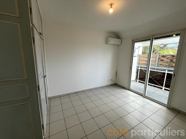 Location
                Appartement90 m² - 3 Pièces -
                    SAINT LEU (97436)
