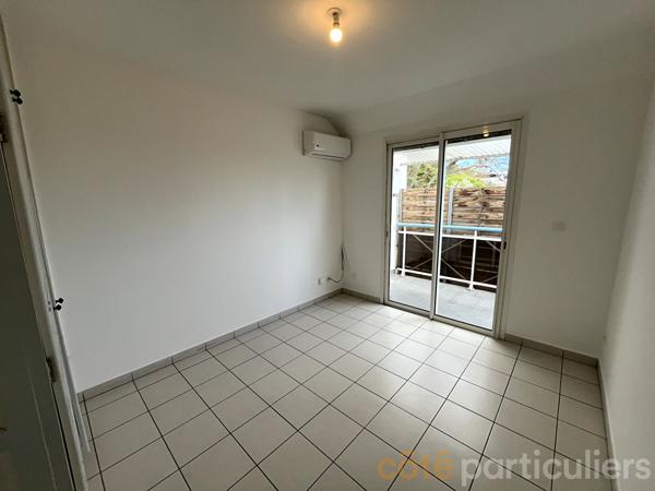 Location
                Appartement90 m² - 3 Pièces -
                    SAINT LEU (97436)