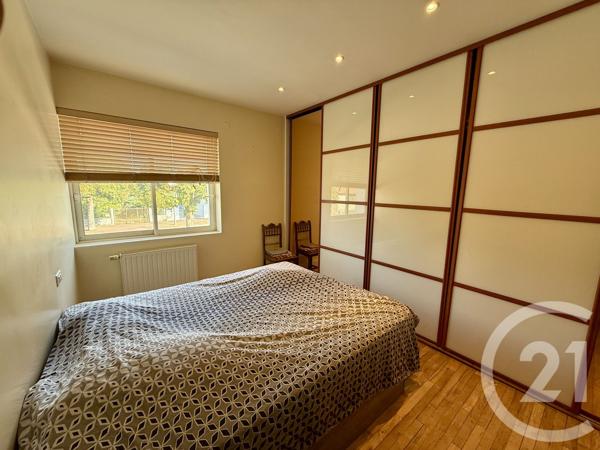 Maison à vendre  8 pièces - 200 m 2   SAUJON  - 17