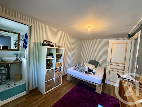 Maison à vendre  8 pièces - 200 m 2   SAUJON  - 17