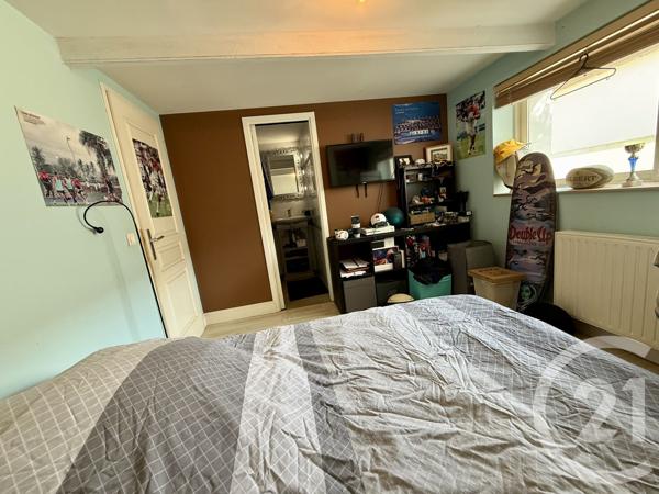 Maison à vendre  8 pièces - 200 m 2   SAUJON  - 17