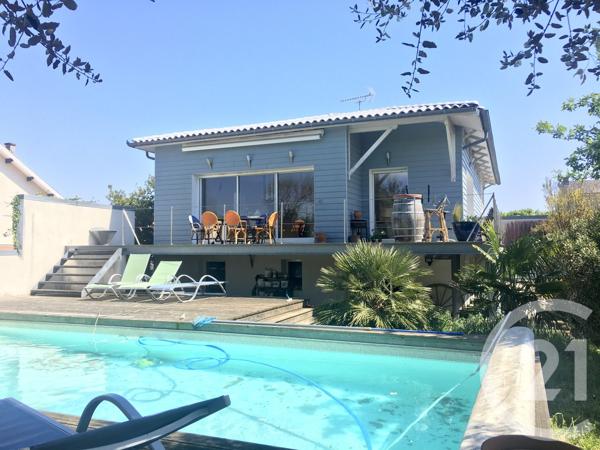 Maison à vendre  8 pièces - 200 m 2   SAUJON  - 17
