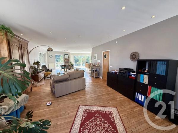 Maison à vendre  8 pièces - 200 m 2   SAUJON  - 17