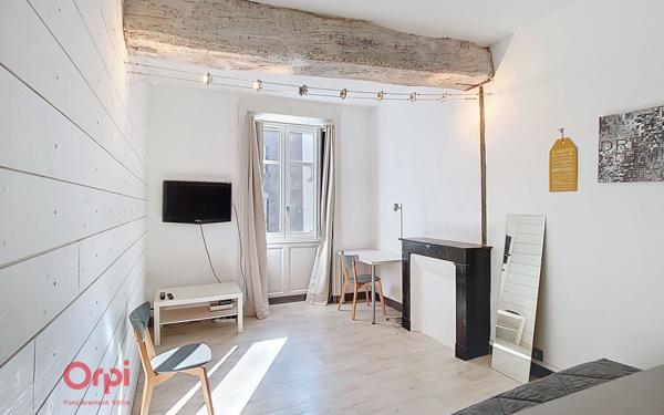 Appartement à louer    1 pièce • 24,18 m2 Nantes