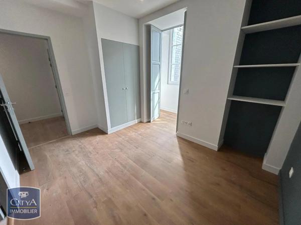 Appartement à louer 2 pièces 43.67m² Pau (64000)