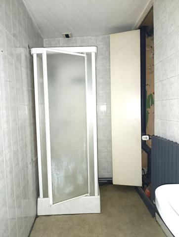 Immeubles de 344m² + dépendances. Idéal investissement locatif