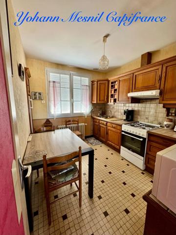 Maison à vendre 5 pièces  (79)