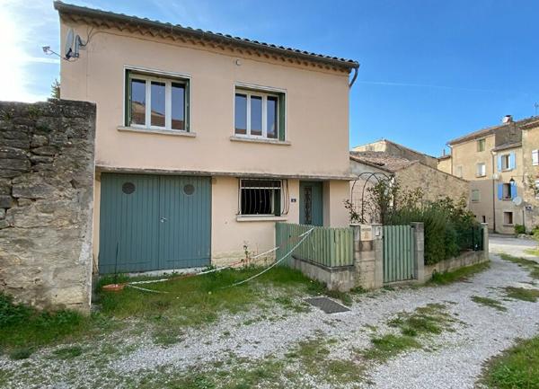 Maison à vendre    4 pièces •  Malaucène