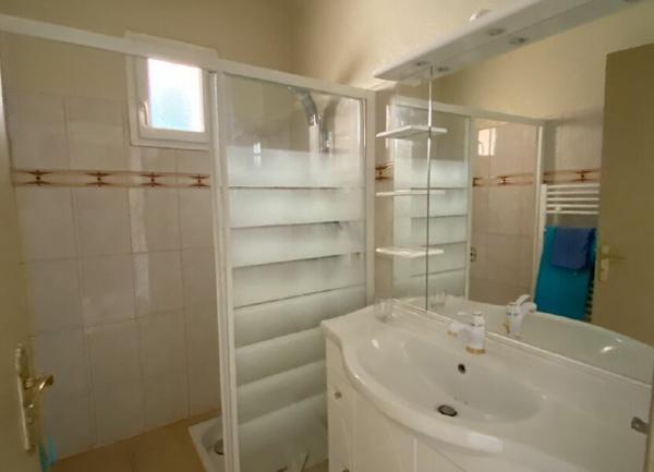 Maison à vendre    4 pièces •  Malaucène