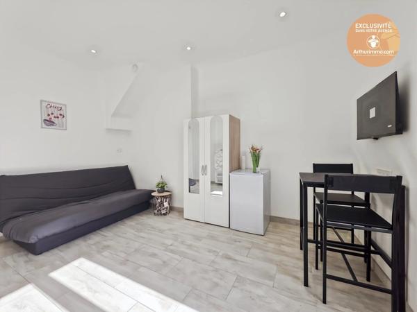 Vente                                                      Appartement
                        
                     1 pièces                      16 m2                     à Linas