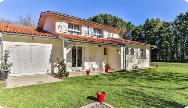 Maison familiale + appartement T2 située entre Marcheprime et Biganos
