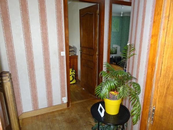 A proximité du Cable (transport)Correspondance ligne 8