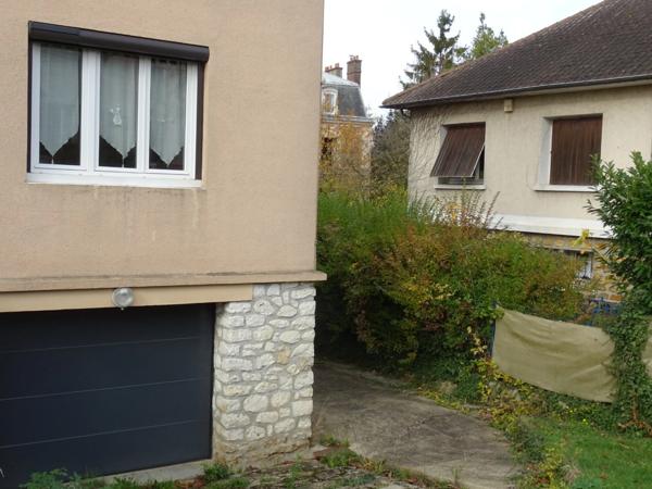 A proximité du Cable (transport)Correspondance ligne 8