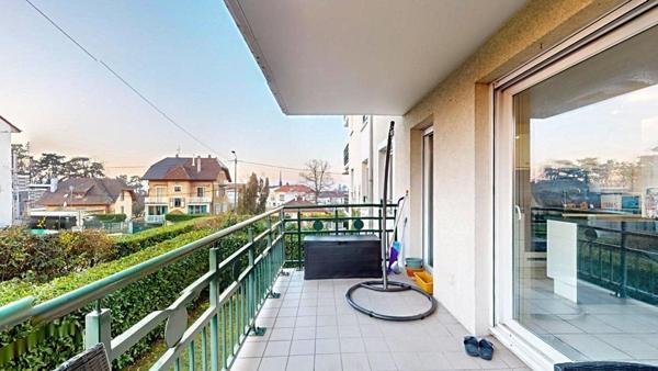 T3 à proximité du lac et du centre