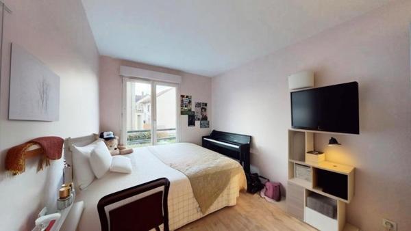 T3 à proximité du lac et du centre