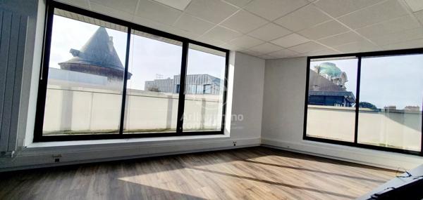 Location Bureau 8 pièces 200 m2 à Rouen