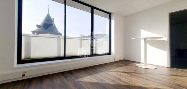 Location Bureau 8 pièces 200 m2 à Rouen