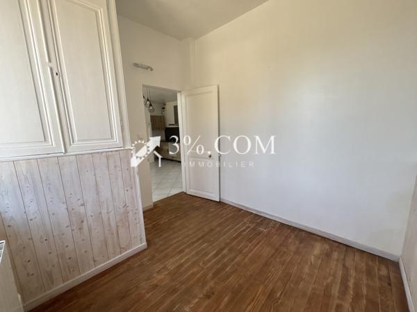 Maison
                                                                                                                                                                                                                                                                                                                        7 pièce(s)                                                                                                                                                                                                          3 chambre(s)                                                                                                                                                                                                          130  m²