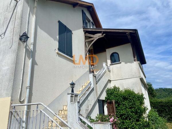 Tres grande maison