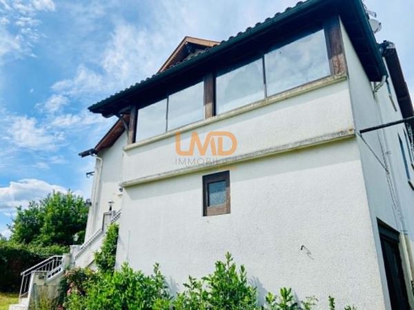 Tres grande maison