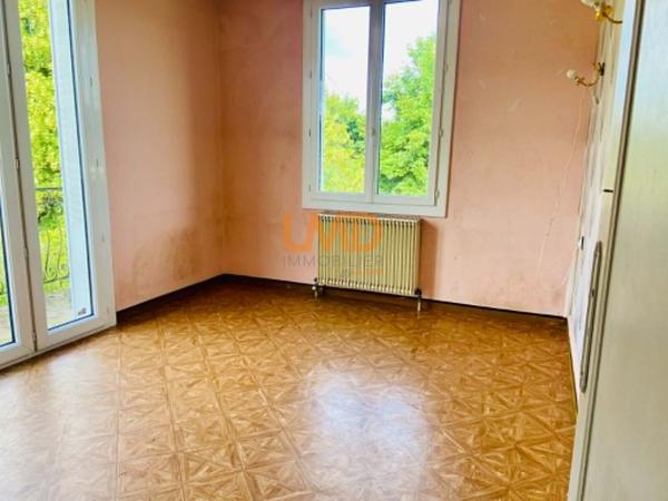 Tres grande maison