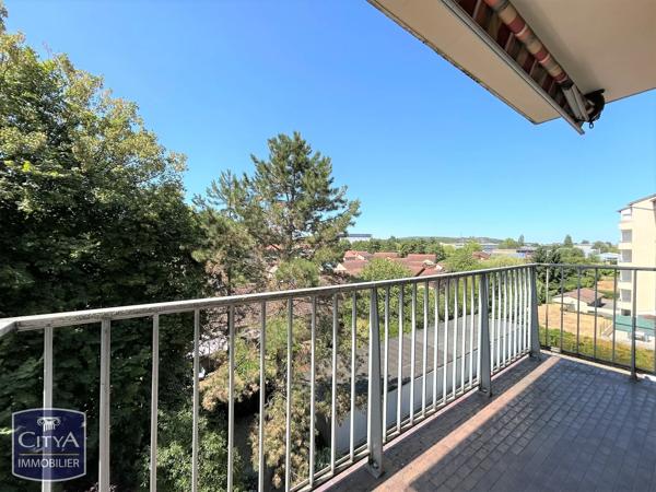 Appartement à vendre 4 pièces 86.75m² Charnay-lès-Mâcon (71850)