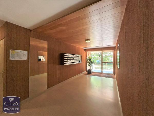 Appartement à vendre 4 pièces 86.75m² Charnay-lès-Mâcon (71850)