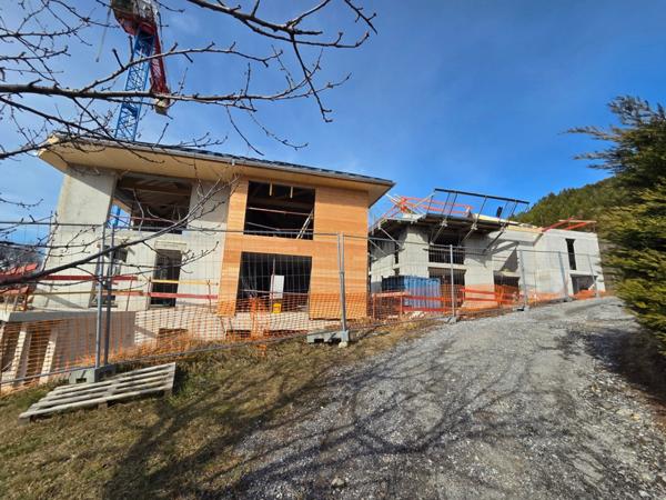 Appartement à vendre 4 pièces ,vue Lac et Montagnes sur SAVINES LE LAC (05) , Dans une résidence en construction style villa plein Sud ,livrable été 2026