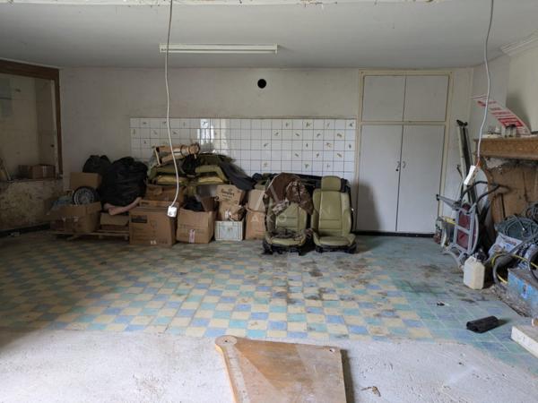 Grande longère et une grange à rénover avec terrain constructible