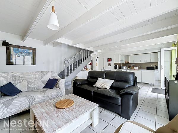 Maison rénovée, 96m², 3 chambres, jardin, 6mn des plages