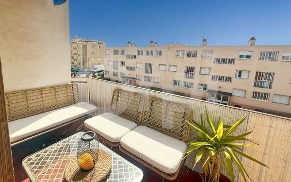 Appartement à louer    3 pièces • 57,39 m2 Hyères